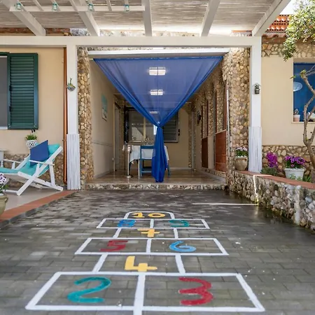 Holiday home Loft Le Palme Portopalo Di Capo Passero